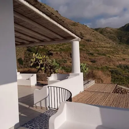 La Casa Blu Superior