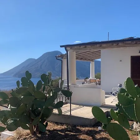 La Casa Blu Superior Villa Lipari (Isola Lipari)