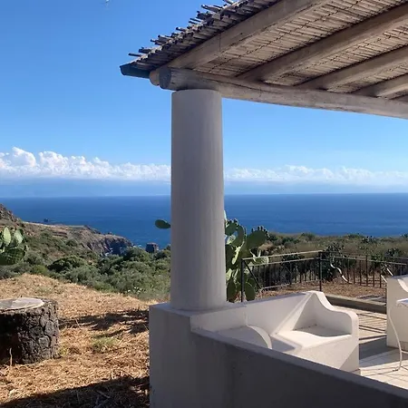 La Casa Blu Superior ליפארי