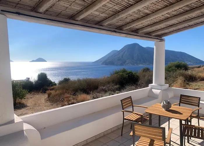 Villa La Casa Blu Superior Lipari (Isola Lipari)